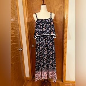 BloomChic, Sz 10, Navy Floral Dress - NWT